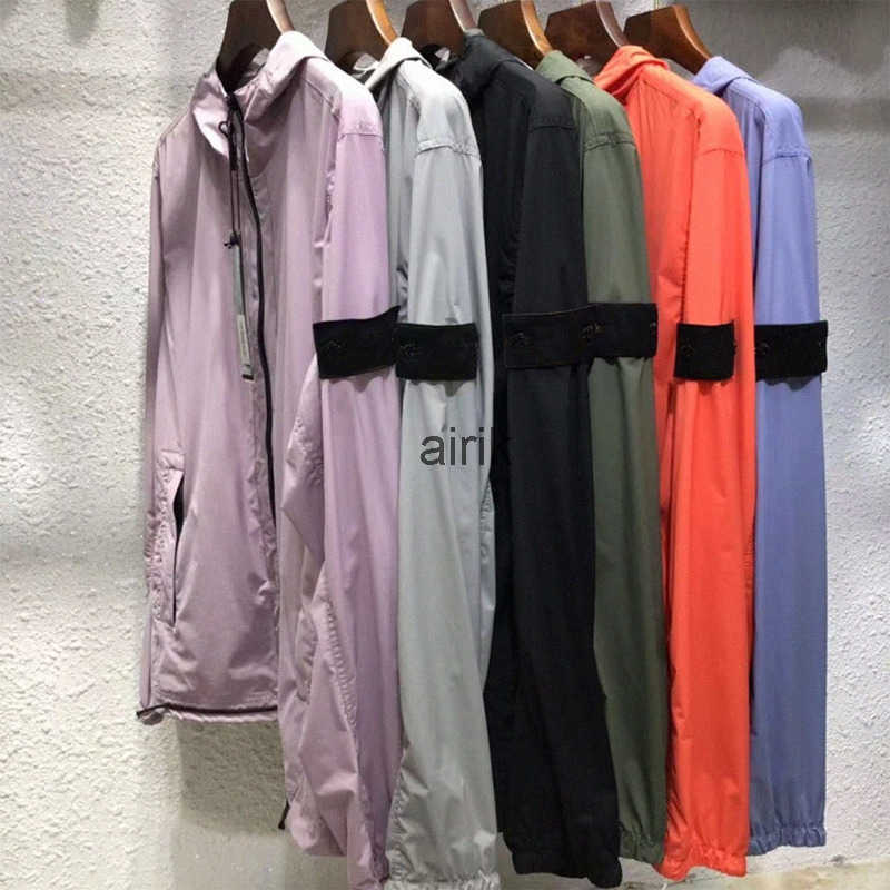 

women Coats British style Coat Designer men badge jackets Stone Hooded Jacket zipper island Mens Outerwear Hip Hop Fashion Lover Sports