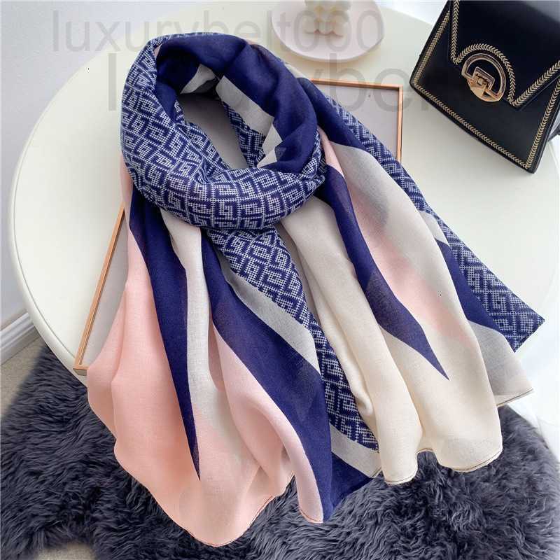 

Scarves designer Net red same color matching versatile scarf letter F fashion cotton linen shawl women's headscarf travel sunscreen NP3O