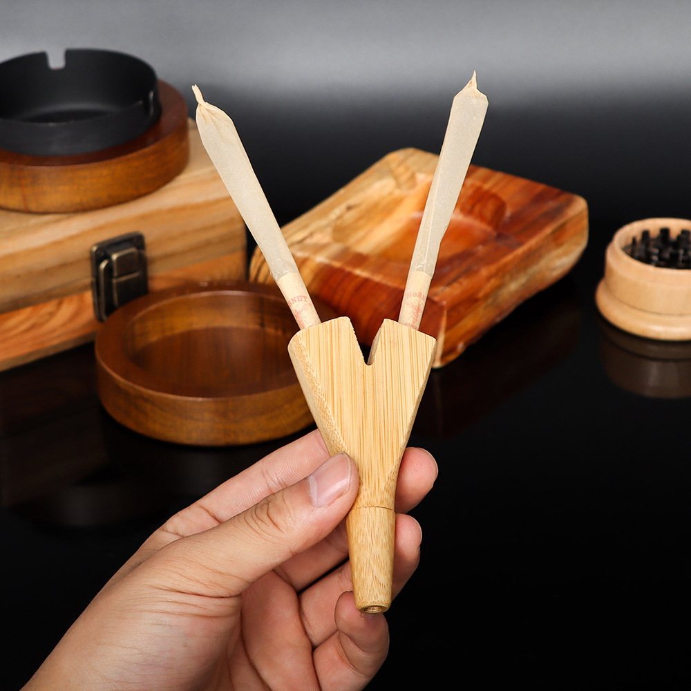 

Bamboo Smoking Pipes Accessories Portable Creative Mini Pipes Bong fit to Cigarette Roller Tobacco Holder with Filter Tips