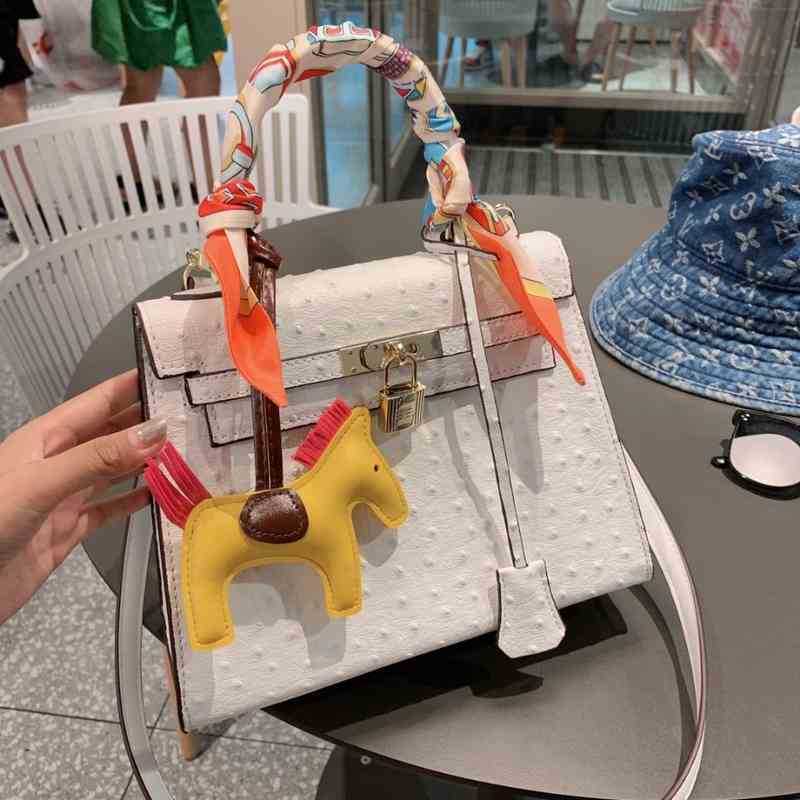 

Luxury Bags High Quality Hemess Designer Handbags Women Luxurys Same Shoulder Messenger Bag Leather Women's Kangkang Ladies Fashion Ha, White