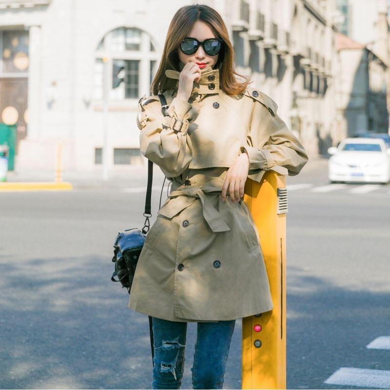 

Women's Trench Coats Autumn Style Korean Khaki Women Windbreaker Fashion Retro Double-Breasted Lace-Up Tighten Waist Mid-Length Coat Jacket