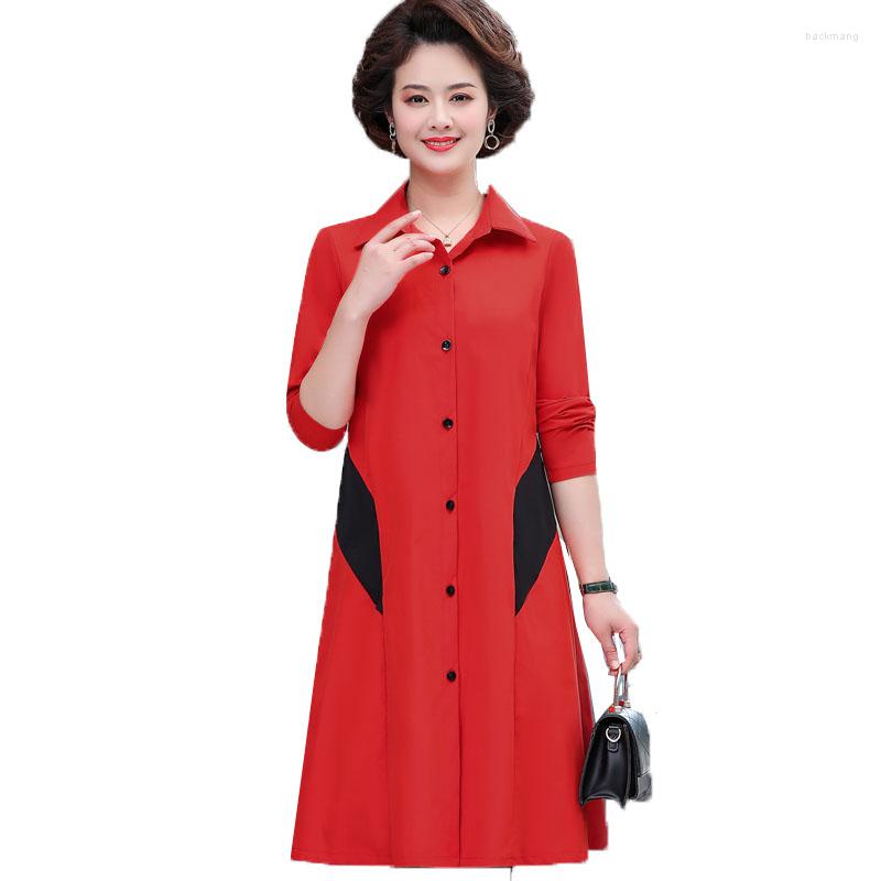 

Women's Trench Coats Spring Autumn Women's Coat Middle-Aged Elderly Mothers Single-Breasted Red Black Thin Windbreaker Outerwear 5XL