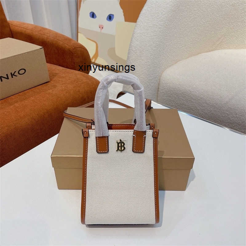 

Burbrerys Crossbody Handbags Bags Burbrery Onthego tote Luxuries designers women bag Purses Totes designer woman handbag Shoulder wallet Paris Plaid 2057, Beige