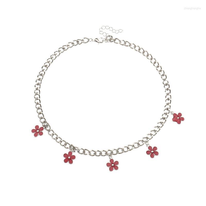 

Pendant Necklaces Alloy Small Flower Necklace For Women Silver Color Clavicle Chain Short Female 2022 Fashion Jewelry Simple
