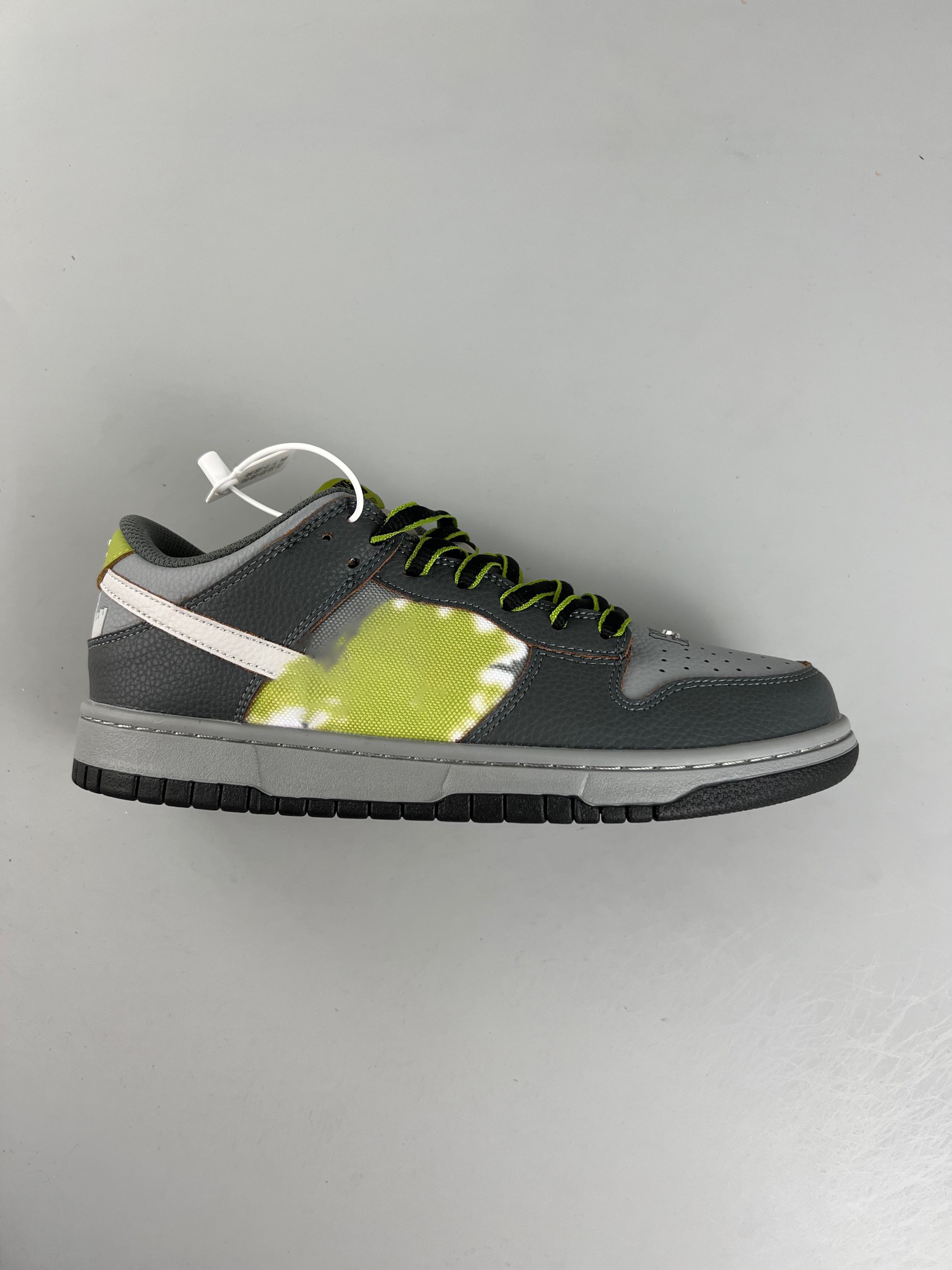 

2022 Jumpman Low Basketball Shoes White Brown Red Gold Banned Court Purple Black Toe Shadow Panda Designer Trainer Sneakers, Box