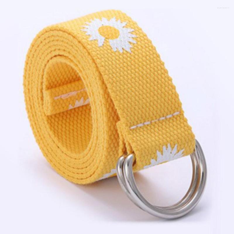

Belts 2022 Design Oriental Women Fashion Trend Woven Canvas Belt Leisure Decoration Small Daisy Trousers Pants Buttons Yellow, Black