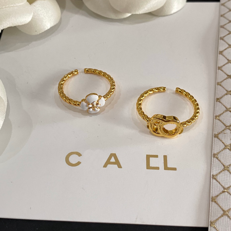 

Classic Elegant Design Rings Fashion Style Womens Open Ring Luxury Adjustable Novelty Designer Style Selected Campus Couple Gift International Brand Never Fade