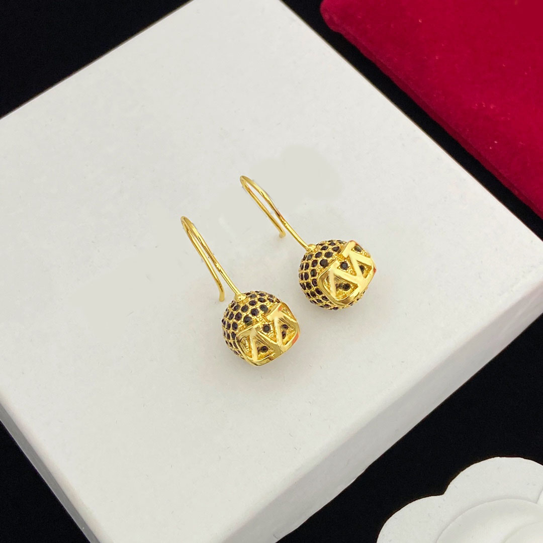 

New Stud Fashion Luxury Brand Designer Brass Ball Lady Wedding Party Couple Gift Excellent Quality Jewelry With Box With Stamp