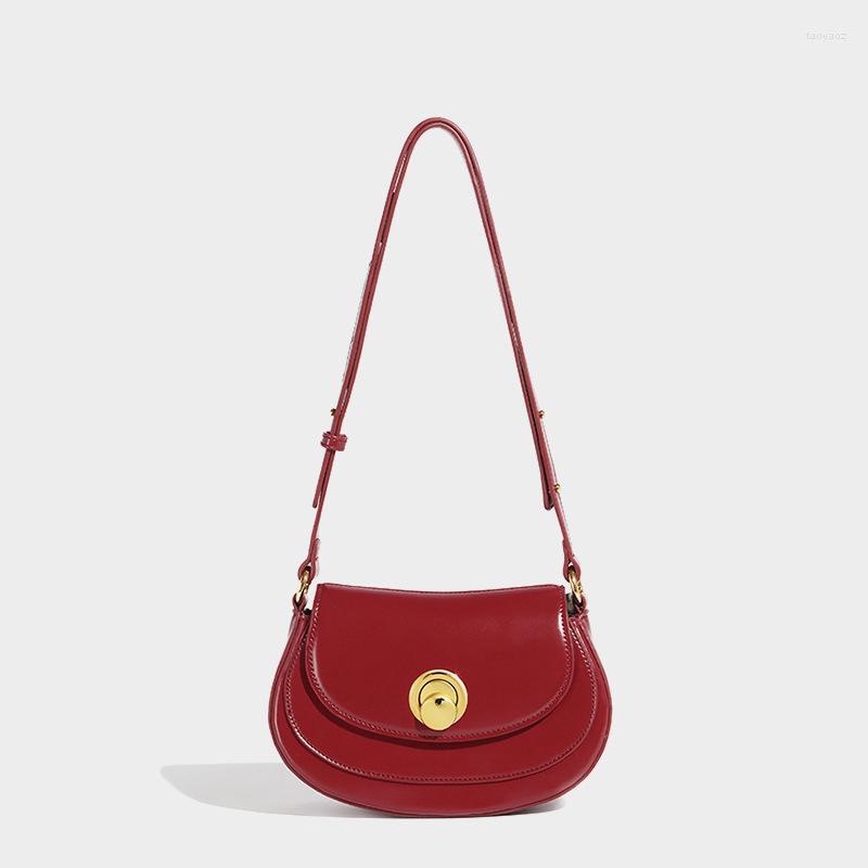 

Evening Bags 2022 Niche Design All-match Messenger Fashion Retro Single Shoulder Underarm Saddle Luxury Bag, White