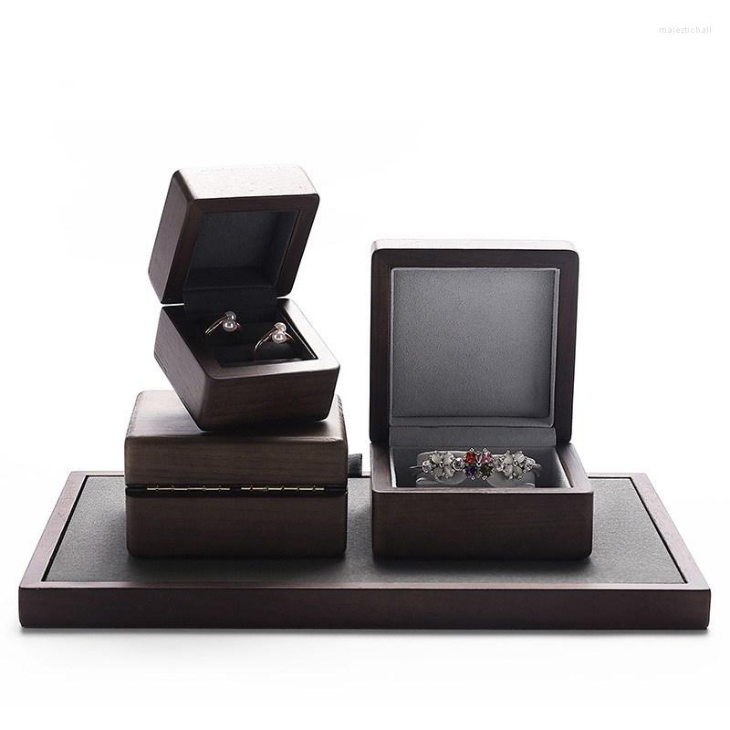 

Jewelry Pouches Walnut Wood Box Microfiber Lining Ring Organizer Case Pendant Display Boxes Jewellery Prop Storage Showcase