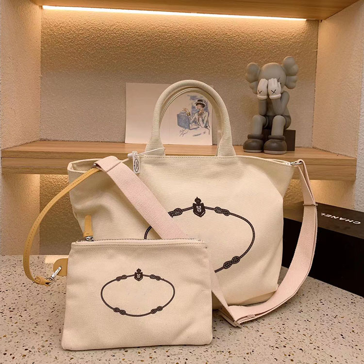 

Designer Canvas handle bag Printing letters shopper High capacity tote women crossbody bag with long shoulder strap, Red