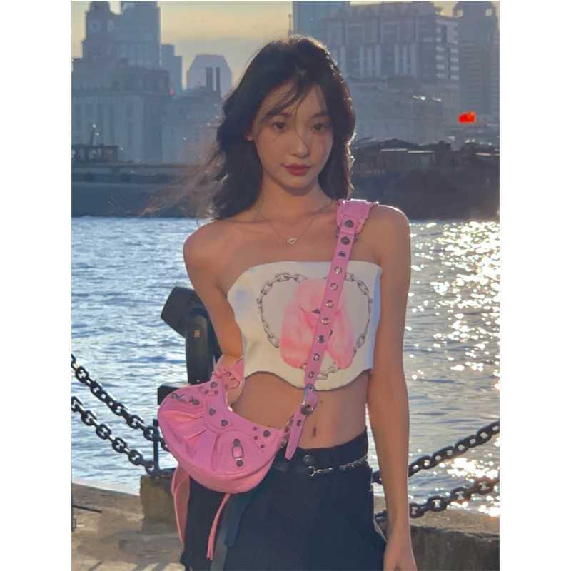 

AHer Max Design leather Balenicass biker bag Yi Mengling's of the same style for women 2023 new fashion crescent motorcycle sweet cool pink armpit, White2