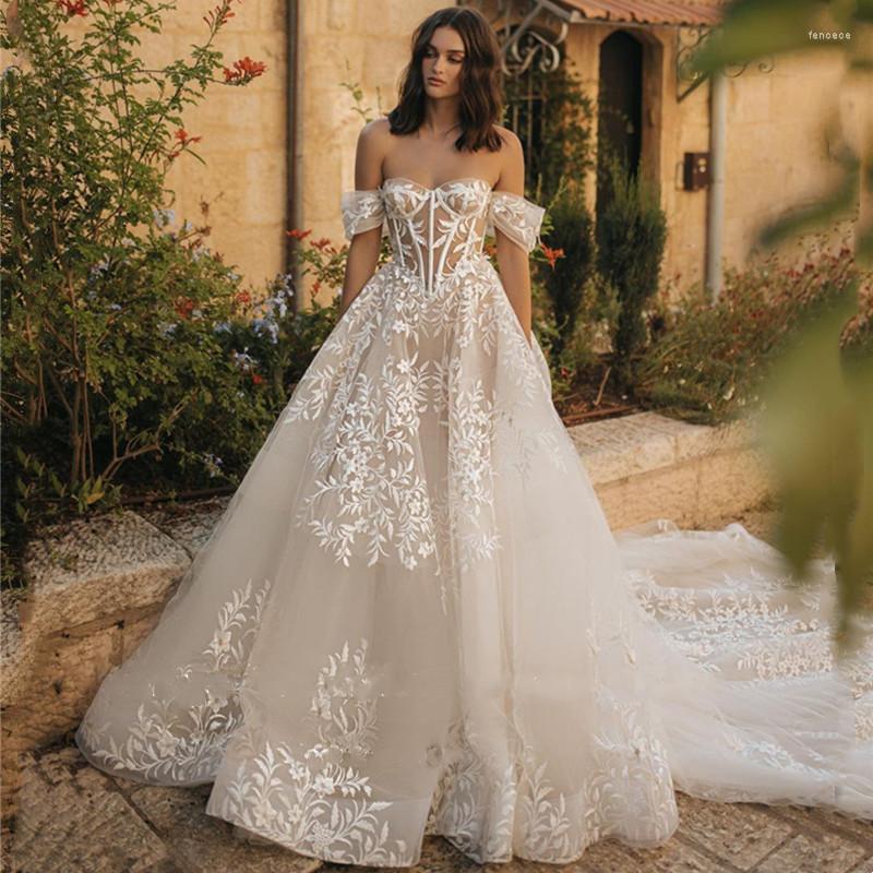 

Wedding Dress Luxury Church Dresses 2022 Off The Shoulder Lace Appliques Sweetheart Backless Royal Train Bridal Gowns Organza Bones, Ivory