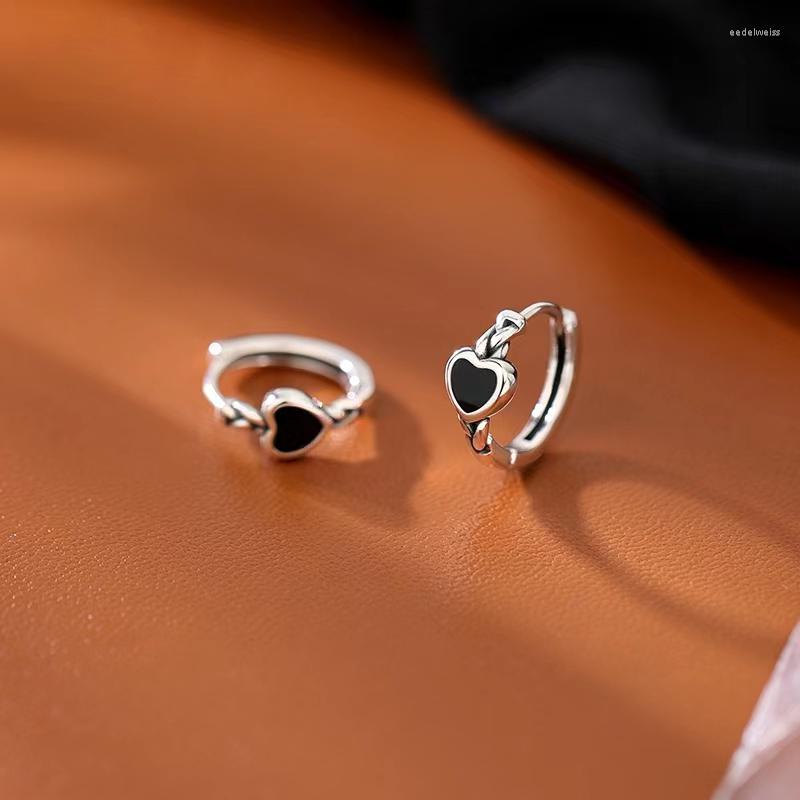 

Stud Earrings 2022 Trend Black Love Circle Female Ins Niche Design High-end Light Luxury Fashion All-match Women's