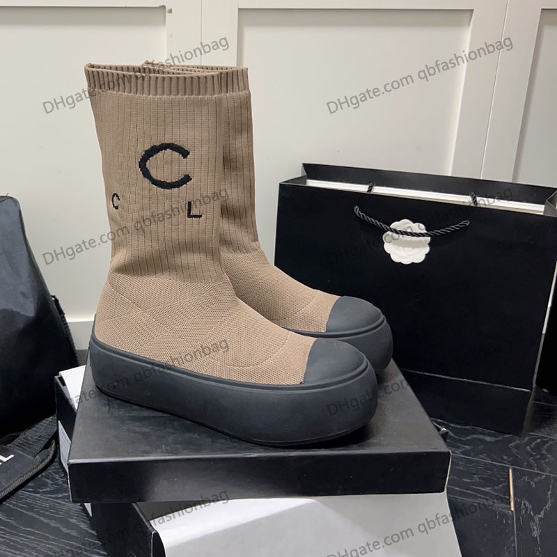 

Womens Platform Slip-on Socks Ankle Boots With Letter Stretch Quilted Texture Designer Retro Knight Western Fashion Motorcycle Chelsea Boot Luxurys Casual Booties, Black