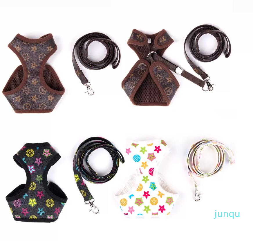 

4color Dog Collars Classic Presbyopia Designer Letters Pattern Print Leashes PU Leather Fashion Casual Dogs Cats Neck Strap Cute Pet Harnesses Set