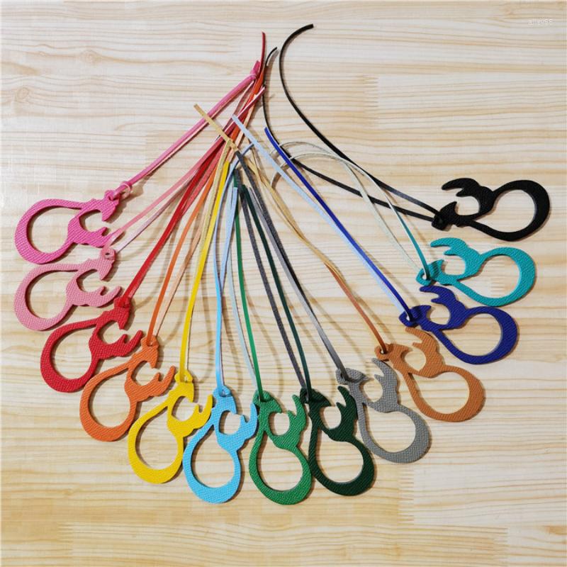 

Keychains 8 Types United Arab Emirates Arabic Letter Bag Key Pendant Charms Women's Accessories Cute Keychain