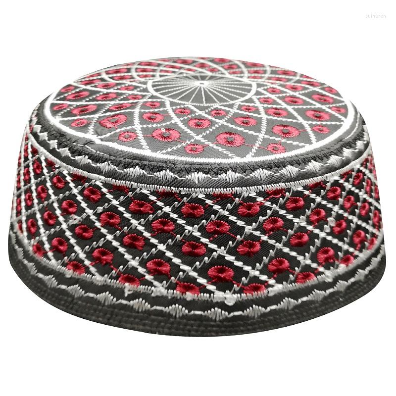 

Ethnic Clothing India Red Black Kippah Muslim Prayer Caps For Men Yarmulke Hats Jewish Chapeau Musulman Bonnet Arabic