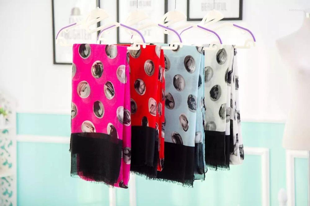 

Scarves 2022 High Quality Stone Style Scarf Suet Velet Shawls Women Dot Fringe Wraps Hijab Wholesale