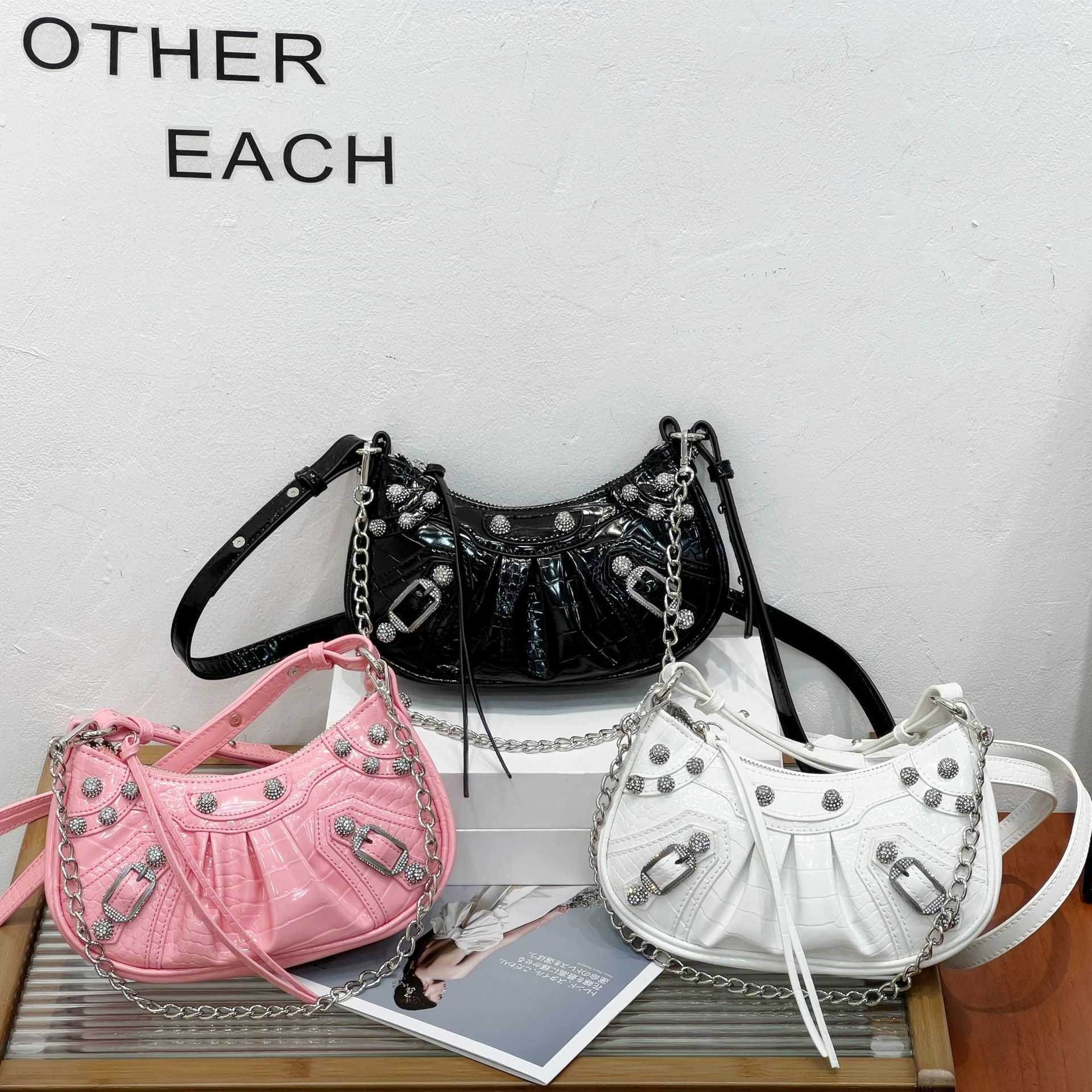 

AHer Max Design leather Balenicass biker bag Underarm 2023 Chaoku women's with drill motorcycle half moon Paris, Black motorcycle bag with drill;small