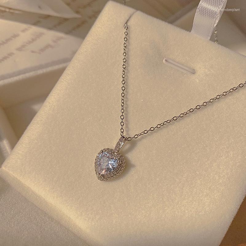 

Chains Colorful L Simple Geometric Heart Shape Pendant Necklace Flash Diamond Irregular Personality Clavicle Chain Women Wedding Gift