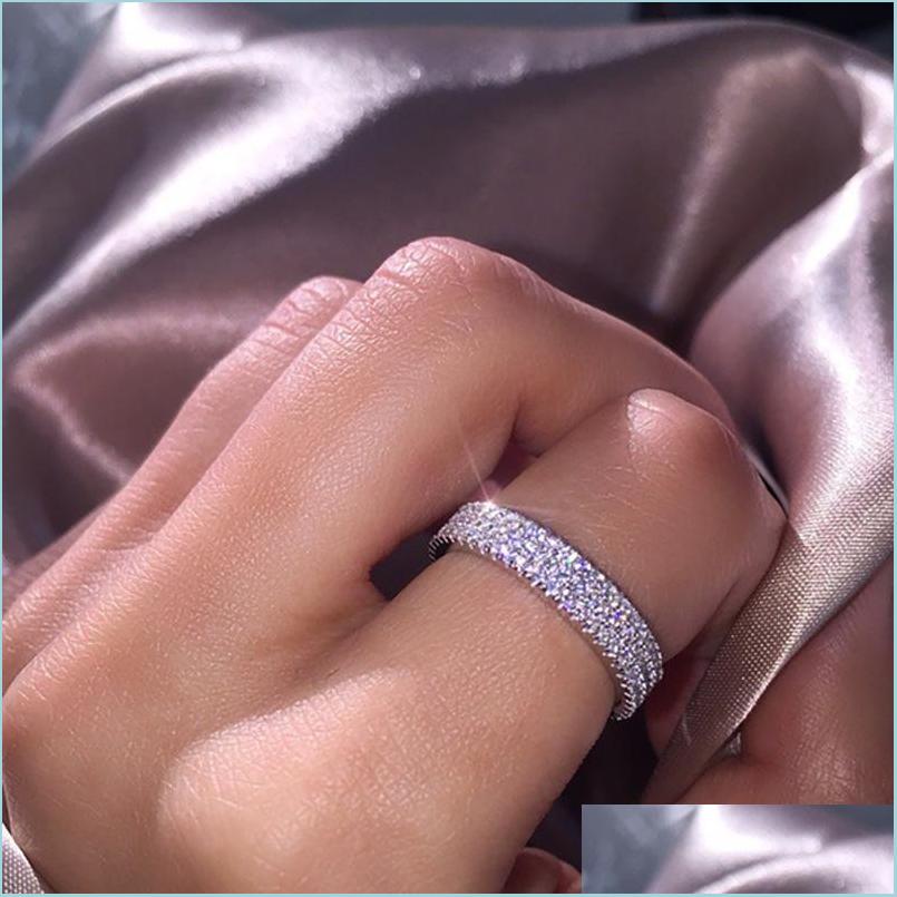

Cluster Rings Cluster Rings Simple 3 Row Cubic Zirconia 925 Sterling Sier For Women Fashion Wedding Engagement Band Jewelry Bague Fe Dhj0P