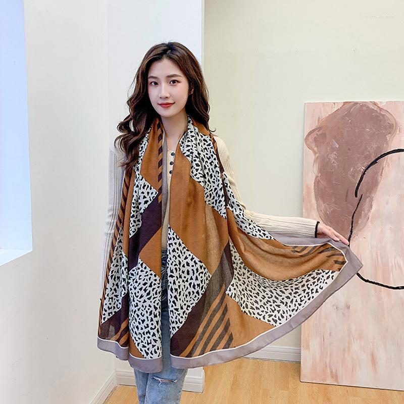 

Scarves Autumn Winter Retro Sweet Long Scarf Cotton Keep Warm Women Elegant Leopard Print Wild Boho Casual Street Fashion