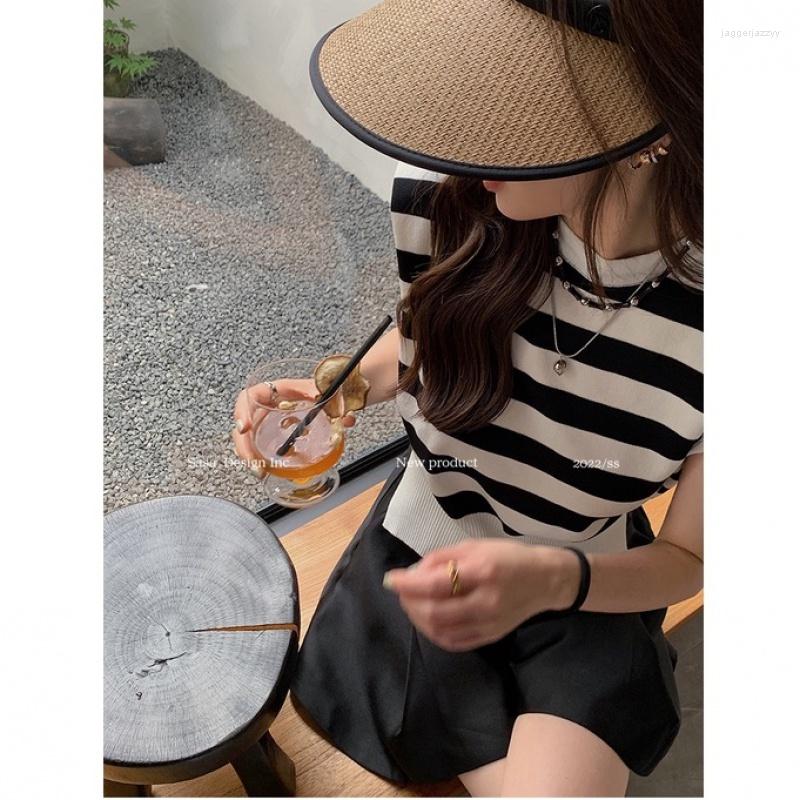 

Women's Polos Women's Sleeveless Crew Neck Tie Back Striped Knit Tank Top T-Shirt, Photo color