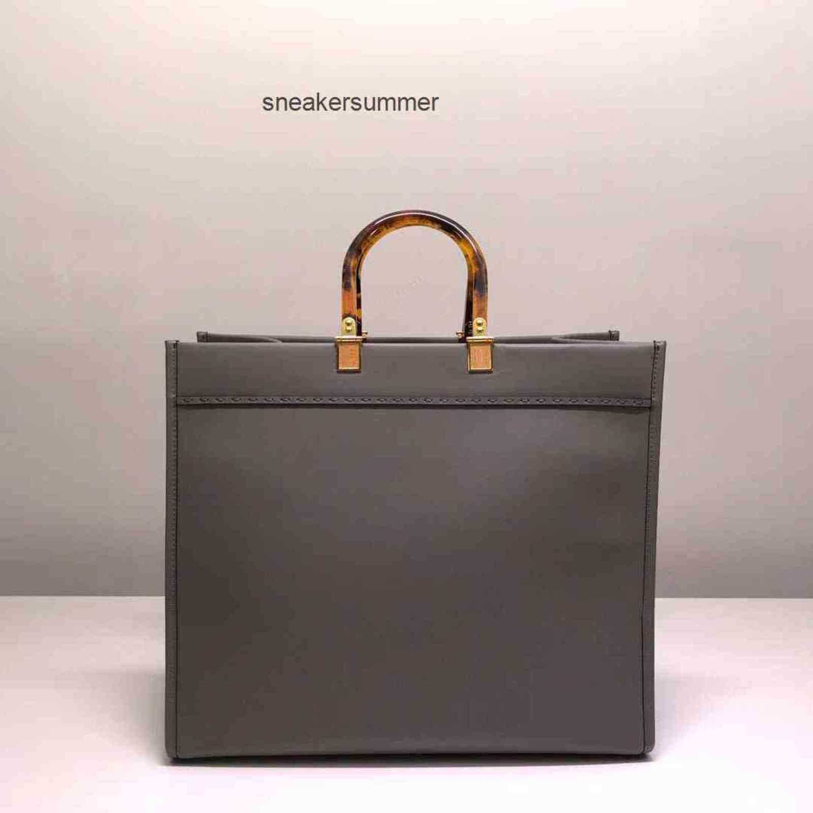 

Handbags Fend Designer Popular New Ladies Fashion Trend Shoulder Leather Large-capacity Tote Messenger Tote Fashion Brand Bags Crossbody Large Capacity, Black