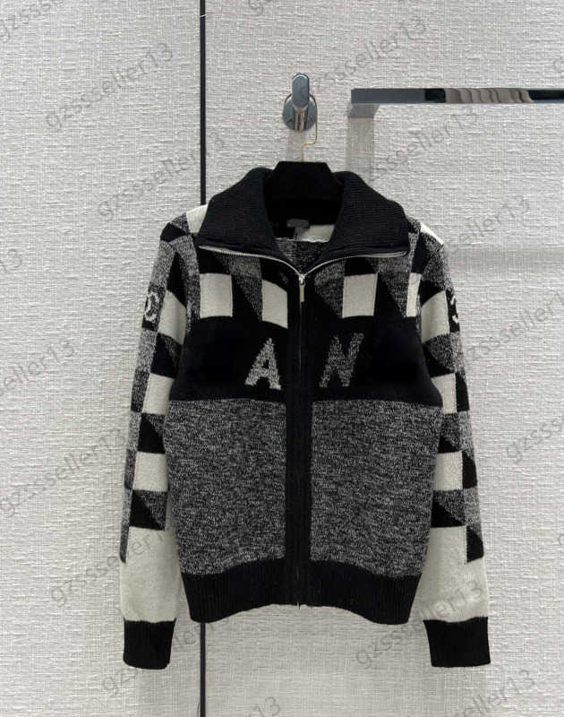 

Luxury Women Sweaters Checkerboard Half Zipper Wool Knitwear Letter Logo Printing Lapel Slim Pullover Sweater Casual Sports Style Womens Tops 1970, 14