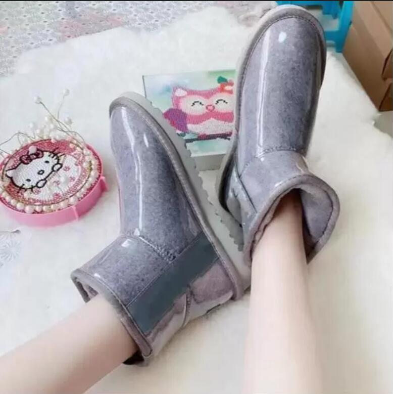

2021 Designer australian classic clear mini boots australia women womens winter snow fur furry girls Kid men satin boot ankle booties snows Half Knee Short, Box