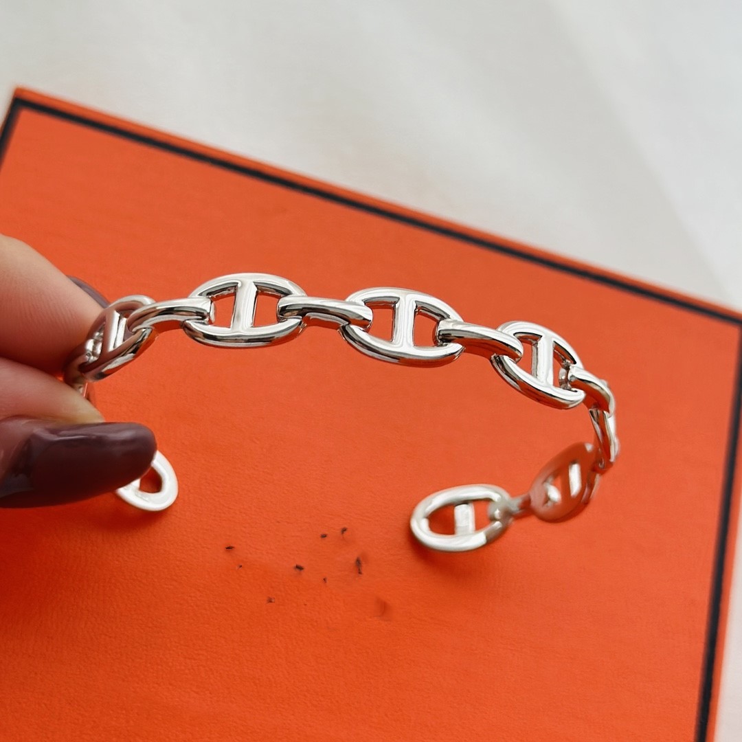

Brand Designer Bangle H Top Sterling Silver Round Hollow Lock Chain Open Cuff Bracelet For Women Jewelry With Box Party Gift