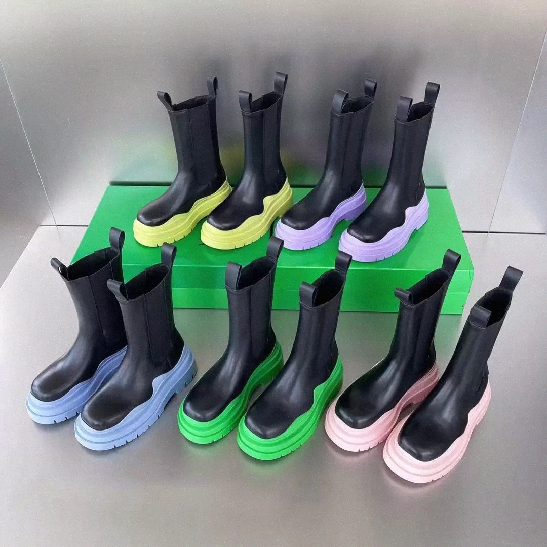 Bottes pour femmes Chaussures à semelle épaisse Casual Classic Designer Bottes pour hommes Sports de plein air Marche Noir Vert Rouge Jaune Orang