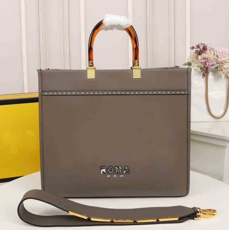 

Bags Fashion Retro Fend Designer Messenger Bag Brand High Quality Metal Shoulder Strap Large Capacity Leather Urban Women Messenger Tote Fashion, Grey