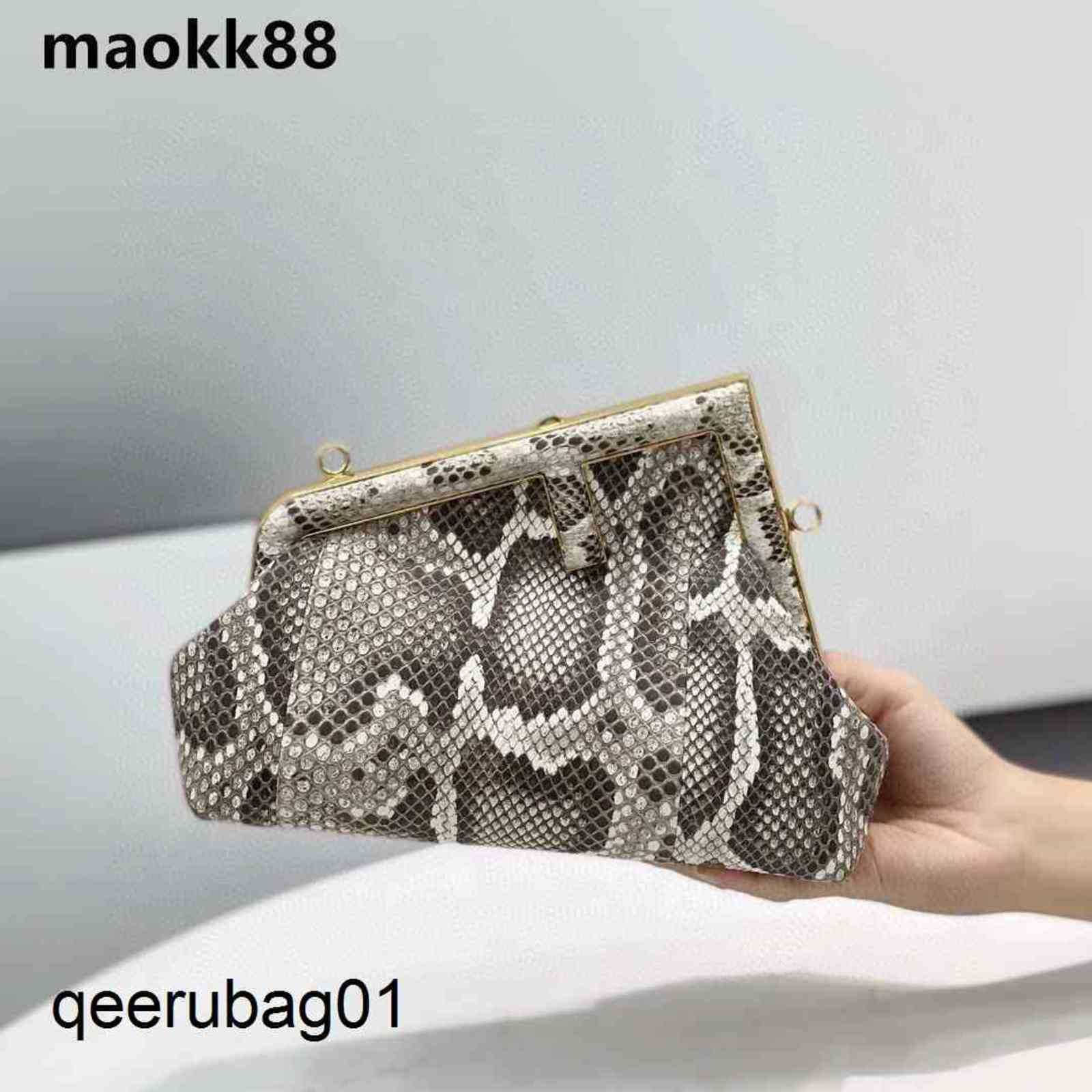 

First Luxurys Women Bag Fend Designer Series Handbags Metal Wrapped Handbag Single Shoulder Messenger Yue Messenger Tote Fashion Brand Bags Crossbody, 26cm