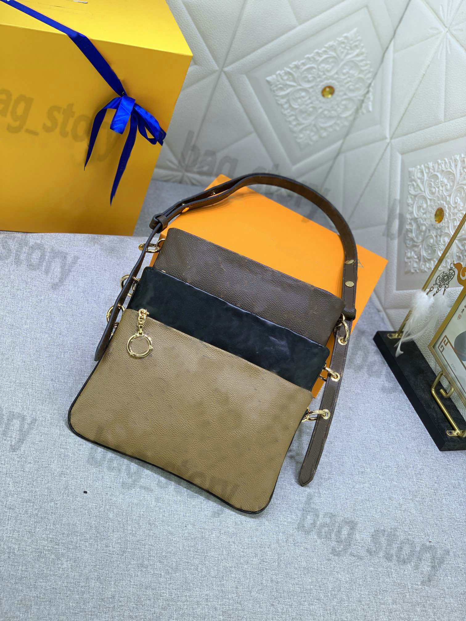 

Designer Bag Pochette 3 IN 1 Pouch Flap Handbag Adjusatble Shoulderbag Crossbody Messenger 3-in-1 Handbag Gold Hardware Ring Removable Pouches Wallet Purse M45412