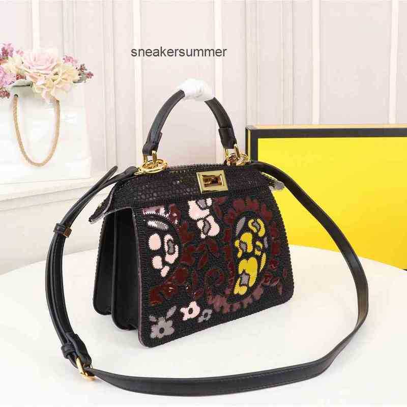 

Handbags Fend Designer Women Totes Large Capacity Pink Shopping Embroidered Crossbody Purse Shoulder Messenger Bag Ladies Bags Messenger Tote