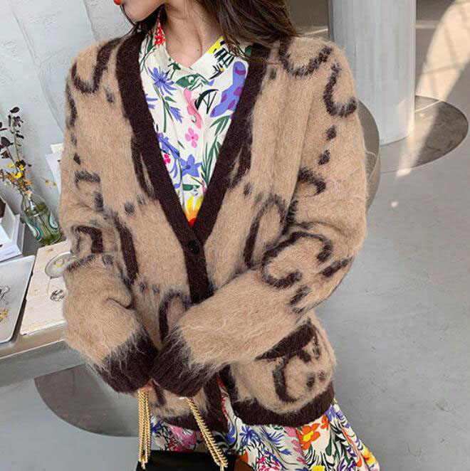 

Single Breasted ggity Full Letters Print Mohair Sweater Coats For Women loose Soft Plush Cardigan Designers Womens Double pockets Coat High Grade Ladies Outerwear, Customize