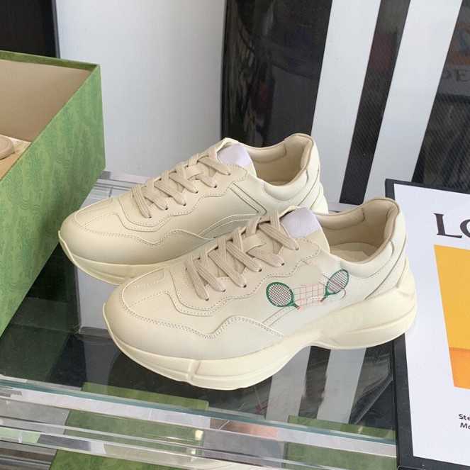 

Wholesale Men ace Jumpmans Designer Shoes Martin Outdoor Sneakers Chaussures Runnings Sport Women Luxurys Shoe DuNks Low des Chaussures 11s 4s 3B8V