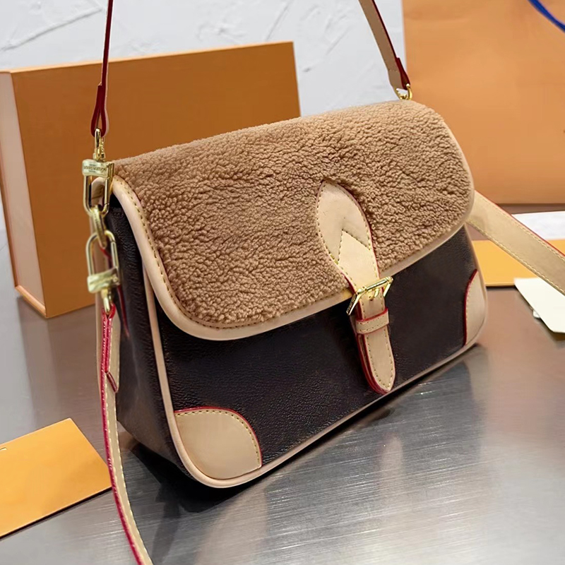Designers Sacs de luxe pour femmes Louiseity 1 VIUTONITY SCHAGS LVS CROSSBOCK-BOBODER Le sac fourre-tout Capacit← multicolore Voltage 7A Portefeu