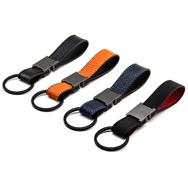 

Designer Keychain Brand Classic Letter Key Chain Mens Car Keyring Buckle Keychains Handmade Leather Women Bags Pendant With Box