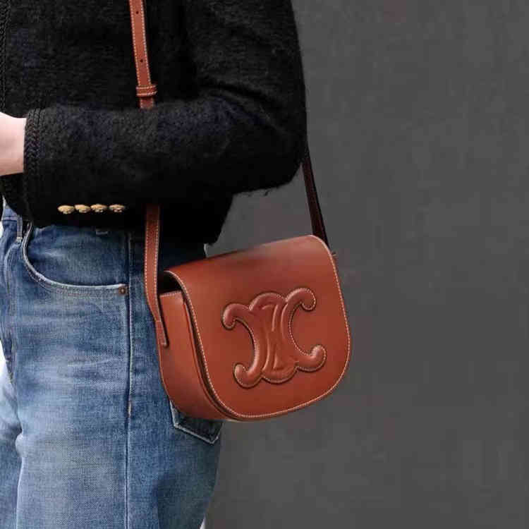 

Triumphal Arch Bag Women's 2022 Spring New Saddle Advanced Single Shoulder Oblique Straddle Casual Small Square, Black