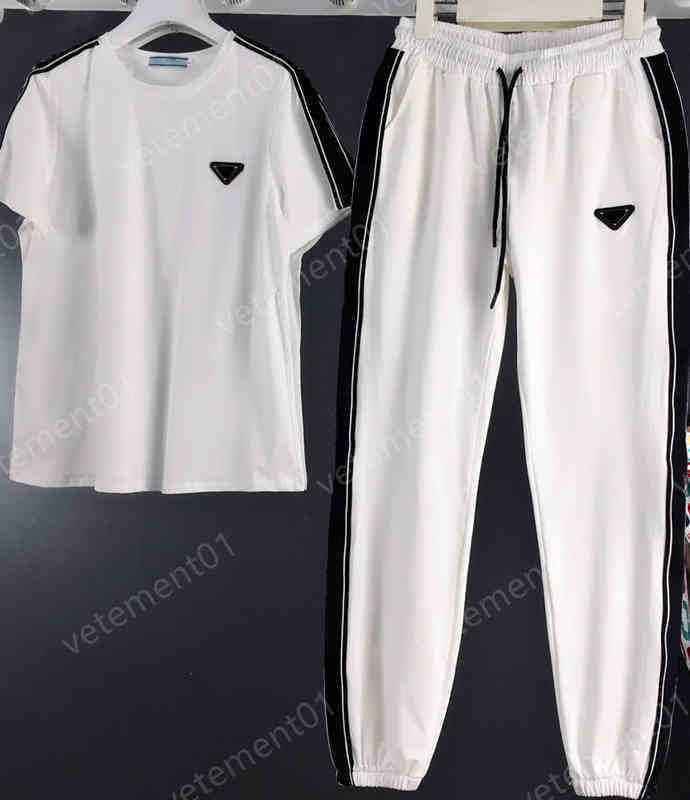 

Womens Two Piece Pants Fashion Brand Three-piece Logo White T-shirt With Casual Trousers Sets Luxury Designer Tracksuits, 20