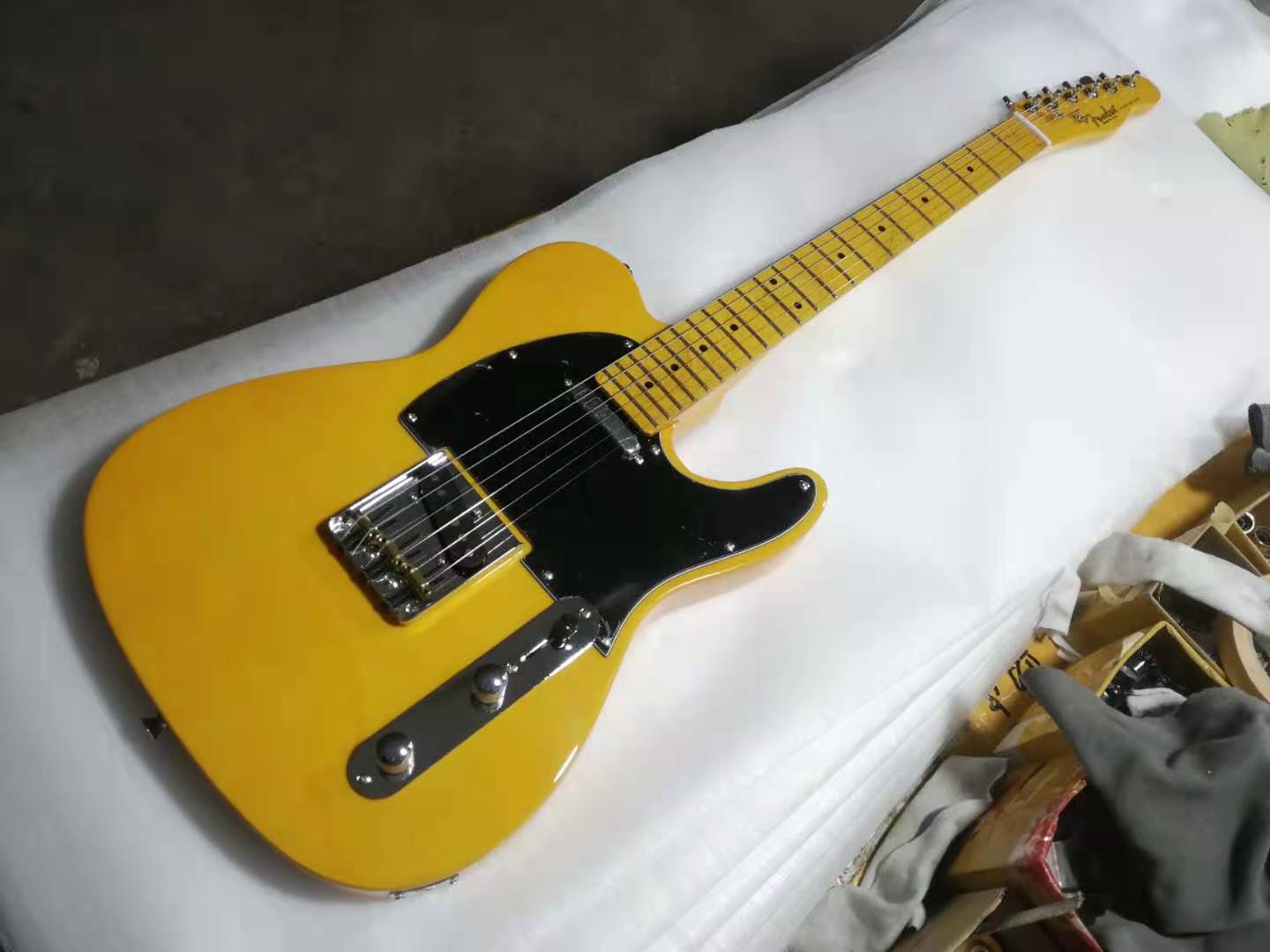 Top Quality F Telecaster Custom Shop Yellow Tele Electric Guitar Ameican Standard Guitar In Stock-image-424650208