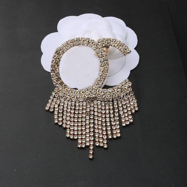 

23ss 2color Luxury Brand Designer Letters Brooches Small Sweet Wind Tassels 18K Gold Plated Brooch Suit Pin Crystal Fashion Jewelry Accessorie Marry Wedding Party