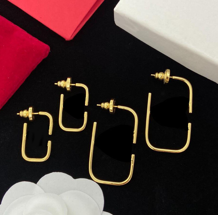 

Fashion gold letters charm hoop earring stud famous designer earrings jewelry women lady party wedding lovers gift engagement jewelry