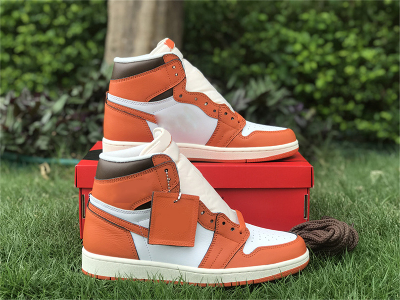 

2022 New Authentic 1 High OG WMNS Starfish Athletic Shoes Men Women Gorge Green White Orange Varsity Red Lost Found Chicago Reimagined Outdoor Sneakers Size 36-47, 12