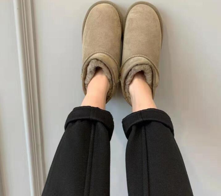 

Hot sell AUS women Ankle short snow boots keep warm boot Sheepskin Cowskin Genuine Leather Plush boots with dustbag card UU5854, Red