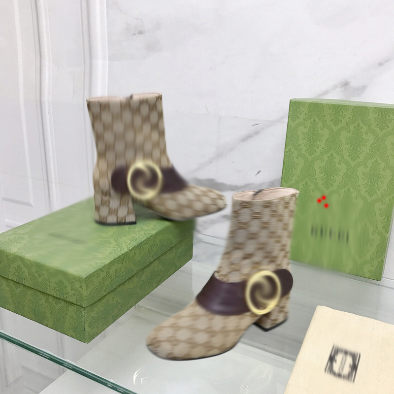 

2023 middle age series rain boots booties vintage women Martin boot leather chain decoration flat bottom retro rainboots waterproof net red same paragraph -L101, Picture color