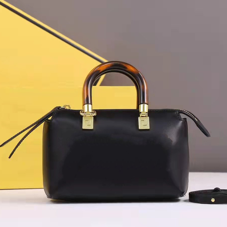 

2022New top famous designer bag mini single shoulde portable diagonal span handbag 8974, 1#8947